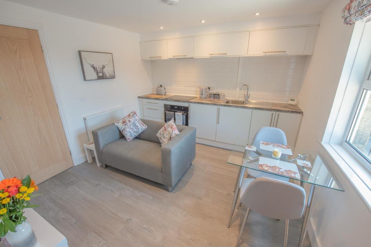 Modern Apartment In Town Centre Скиптон Экстерьер фото